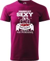 Zabawna koszulka dla rolnika Nienawidzę być Sexy ale jestem rolnikiem więc nic na to nie poradzę. Kolor malinowy.