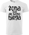 Koszulka z zabawnym nadrukiem dla biegacza Żona bije ale wolno biega kolor biały