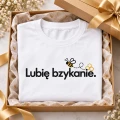 Koszulka dla pszczelarza z nadrukiem Lubię bzykanie zapakowana na prezent w kartoniku